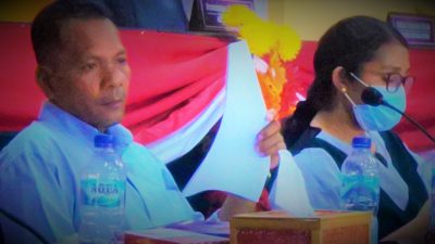 Anggota Komisi II DPRD Ende, Baltasar Sailatua saat pembahasan RKA dengan Pemkab Ende (19/11/20)