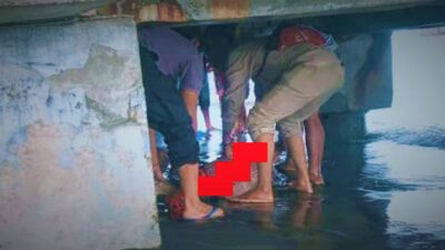 Mayat BU, laki-laki berusia 40 tahun, ditemukan di kolong Dermaga Ende (24/09/21)