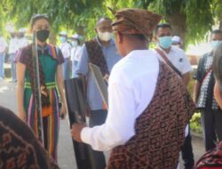 Julie Laiskodat Ajak Remaja di Ende Jaga Pancasila Melalui Budaya