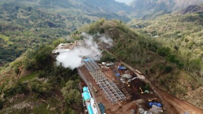 Proyek geothermal atau Pembangkit Listrik Tenaga Panas Bumi (PLTP) Sokoria, Kabupaten Ende (sumber foto: pln.co.id)