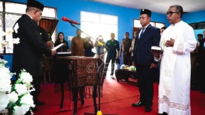 Bupati Ende melantik Heribertus Gani sebagi Direktur PERUMDA Tirta Kelimutu Periode 2025-2030, bertempat di Aula Kantor Perumda Tirta Kelimutu, Senin, 20 Oktober 2025