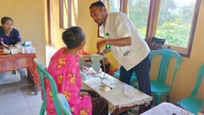 Semangat Paskah, PT SGI Beri Pelayanan Kesehatan Gratis Bagi Warga